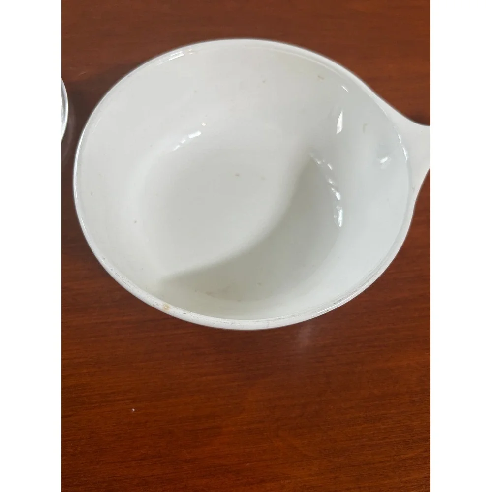 Corning Ware Saucepan P-81-B 1 Pt White Blue Cornflower Floral with chipped Lid